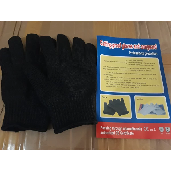 Glove Kniting Black 12cm x 23cm